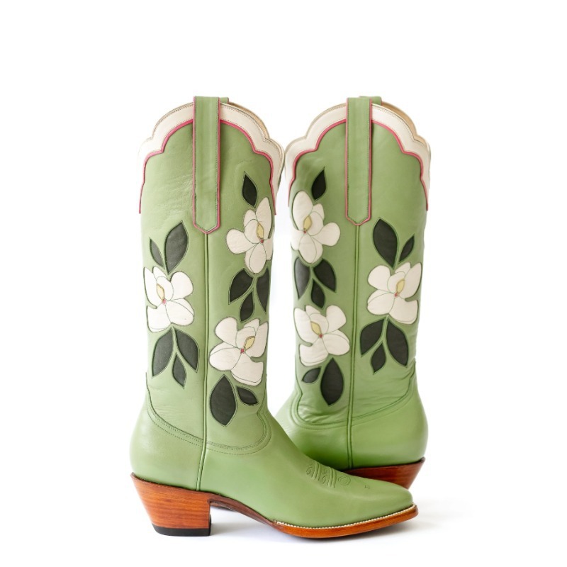 Embroidery Design Free - Bottes western pour femmes en cuir