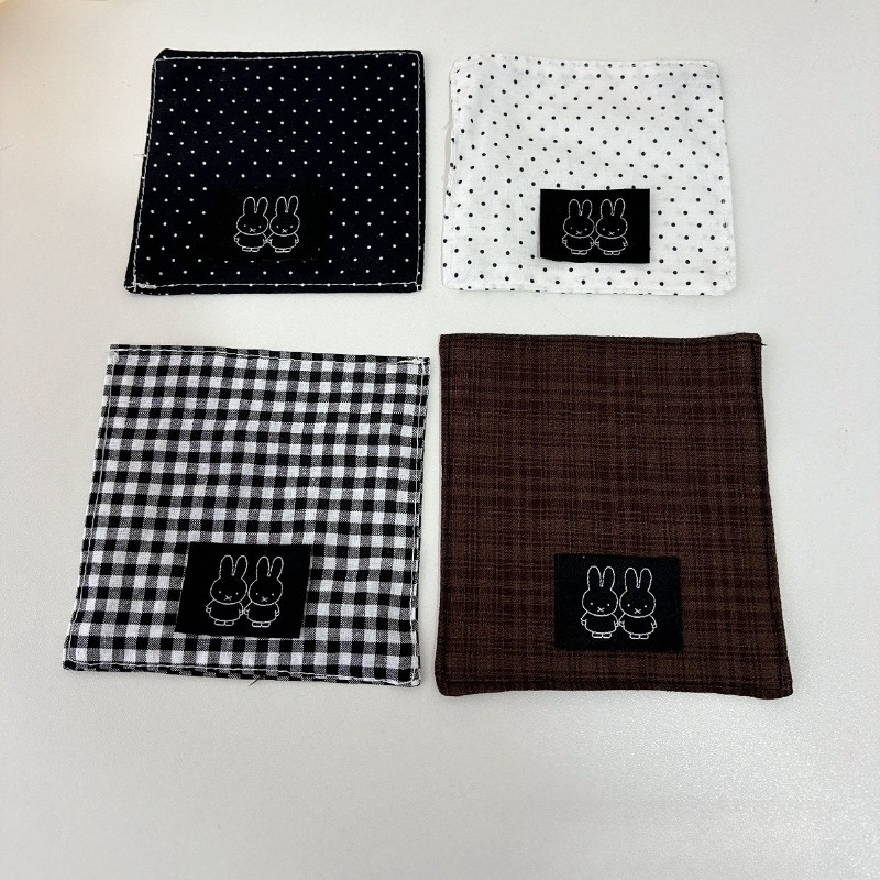 Sous-verres en tissu de la sér - Embroidery Room avis et prix