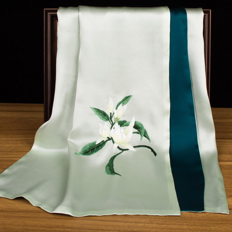 Écharpe en pure soie brodée de - Embroidery Set avis et prix