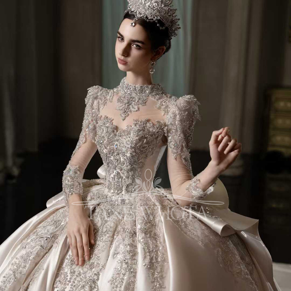 Robe de mariée de luxe à paill - Embroidery Rose avis et prix