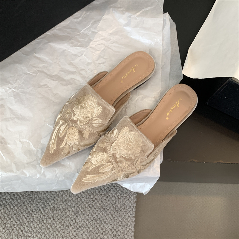 Nouvelles chaussures pour femm - Embroidery Design Free avis et prix