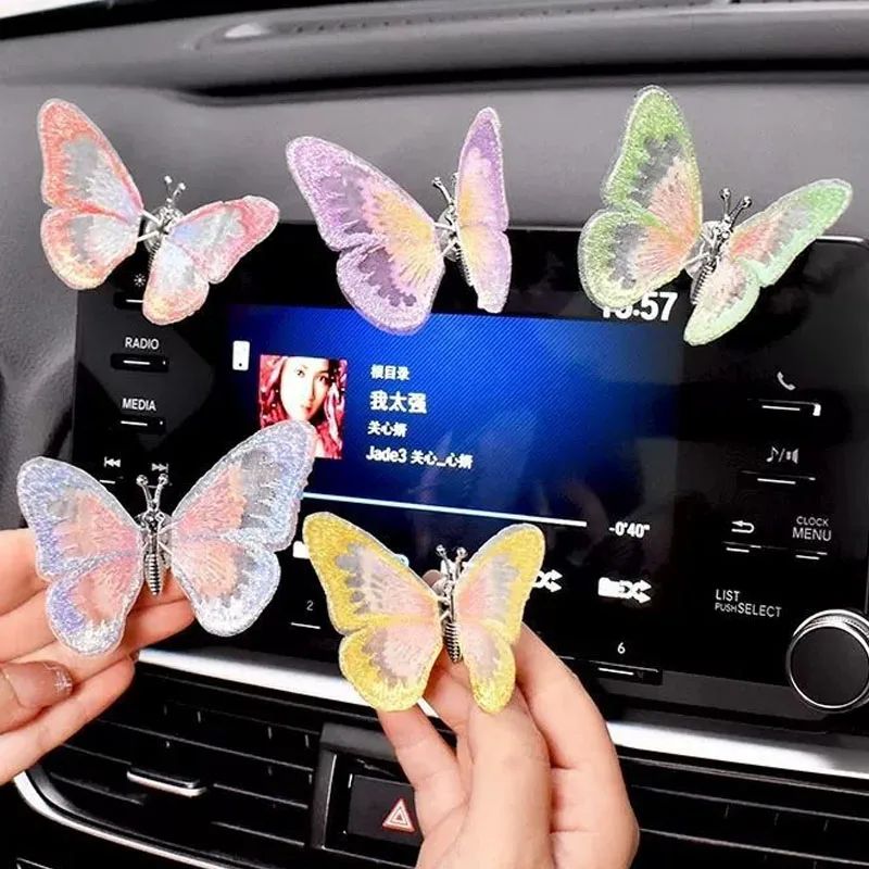 6/12 PIÈCES Broderie Papillon  - Embroidery Hub avis et prix
