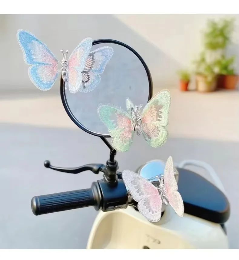 6/12 PIÈCES Broderie Papillon  - Embroidery Hub avis et prix