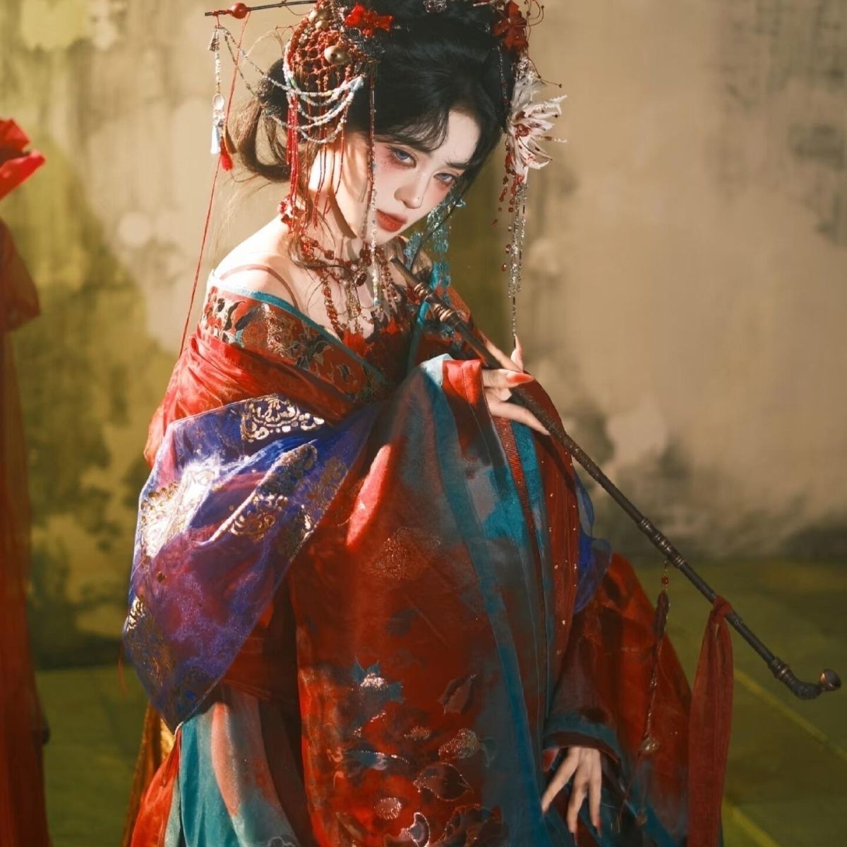 Robe Hanfu Traditionnelle Amél - Embroidery Set avis et prix