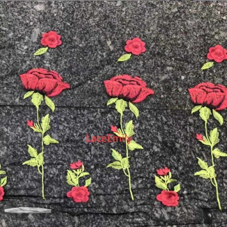 Tissu en dentelle Rose rouge,  - Embroidery Rose avis et prix