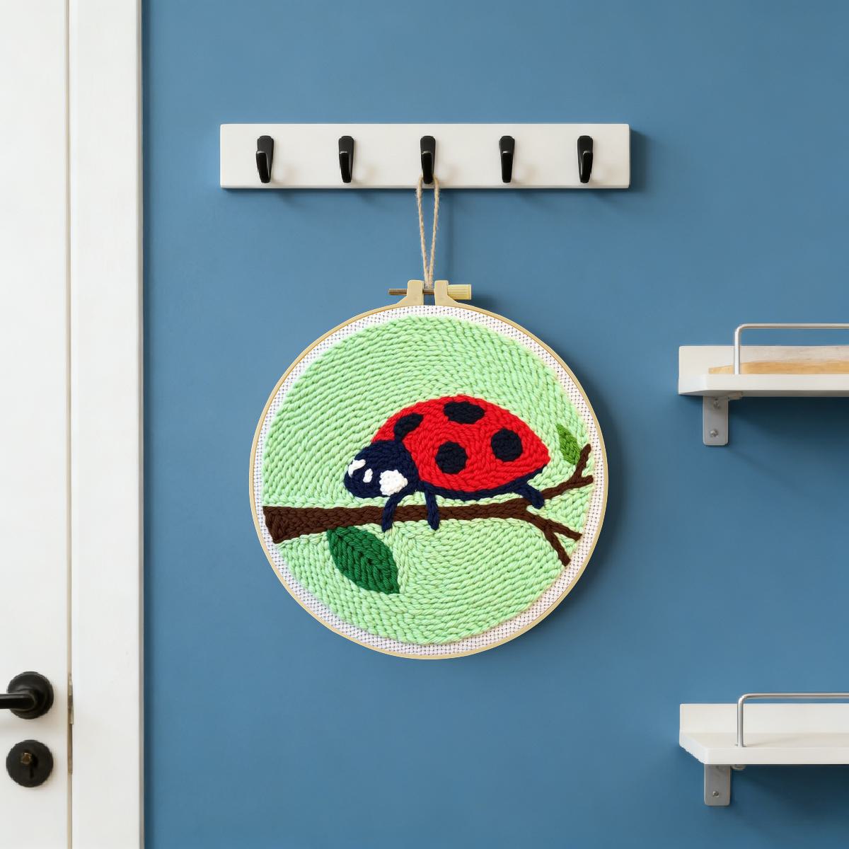 Kit de broderie au poinçon 20x - Embroidery Lady Bug avis et prix