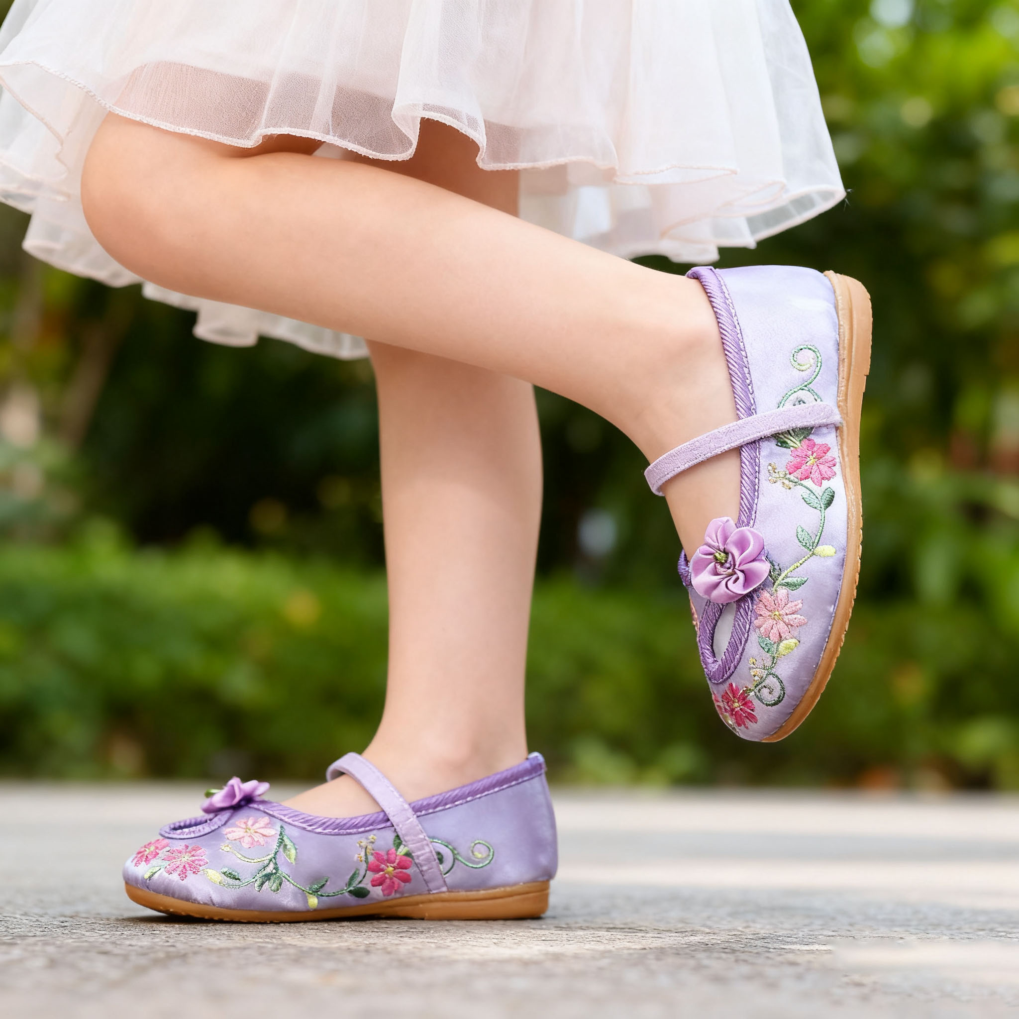 Rétro enfants broderie chaussu - Embroidery Rose avis et prix